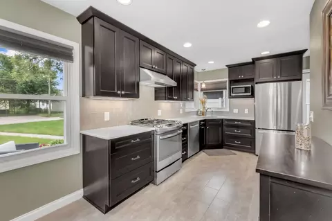 2851 Sumter Ave S, Saint Louis Park, MN 55426