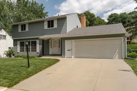 2020 13th Ave NW, Rochester, MN 55901