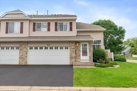 554 Spruce Dr, Hudson, WI 54016