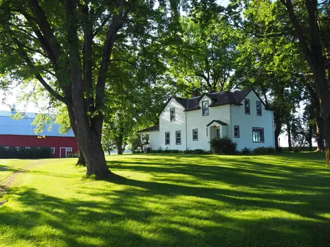 22132 County Road 9, Winsted Twp, MN 55395