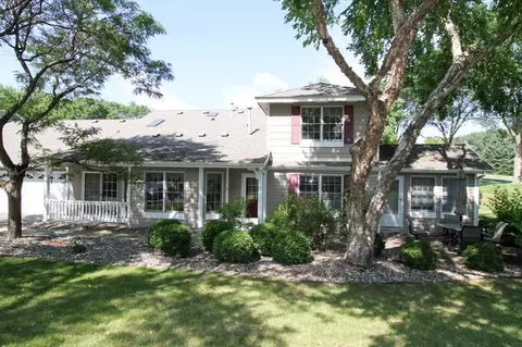 4519 S Mallard Trl, Eagan, MN 55122