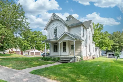 601 2nd Ave NE, Waseca, MN 56093