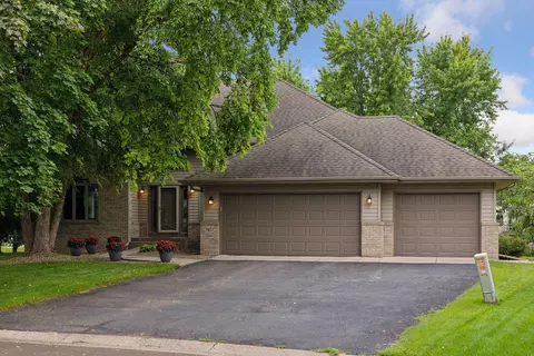9451 White Oaks Trl N, Champlin, MN 55316