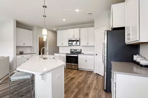 113 Parkview Ln, Cologne, MN 55322 photo 5