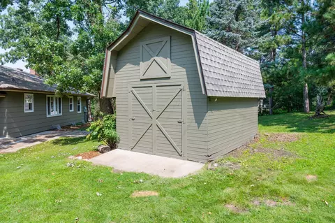 1365 Deerwood Dr, Eagan, MN 55123 photo 23