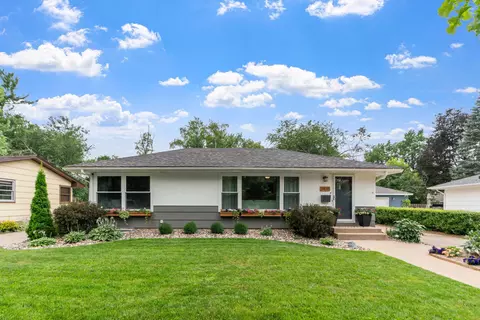 1810 Parker Rd, Saint Louis Park, MN 55426