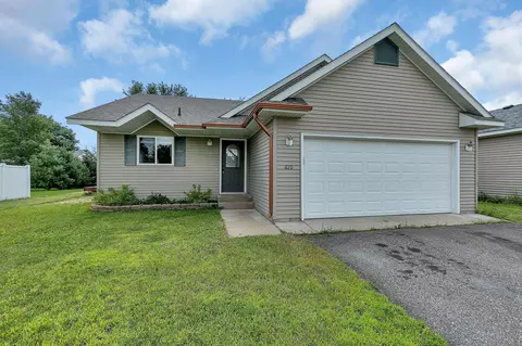610 Iris Ln NE, Saint Joseph, MN 56374