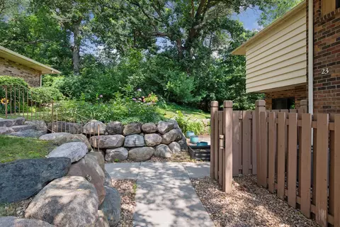 3680 Independence Ave S #23, Saint Louis Park, MN 55426