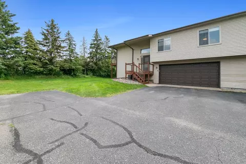 2309 Amberwood Dr, Woodbury, MN 55125