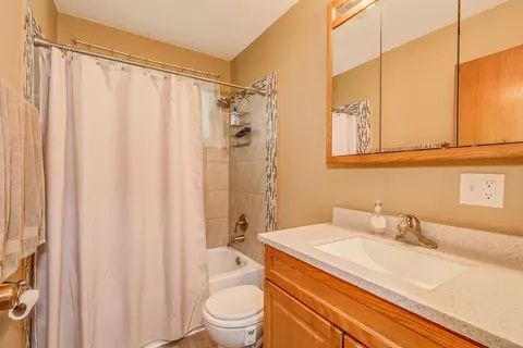 231 Moonlite Dr, Circle Pines, MN 55014 photo 16