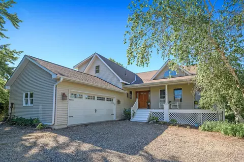 2020 210th St E, Farmington, MN 55024