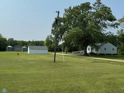 305 SE 153rd Ave SE, Mayville, ND 58257