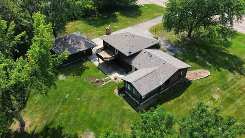 1461 Spencer St, Shakopee, MN 55379