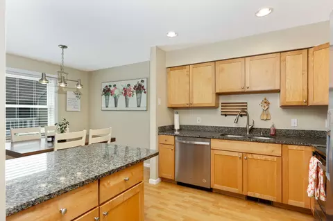 4092 Meadowlark Rd S, Eagan, MN 55122 photo 3