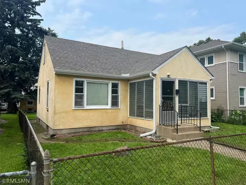 691 Edmund Ave, Saint Paul, MN 55104
