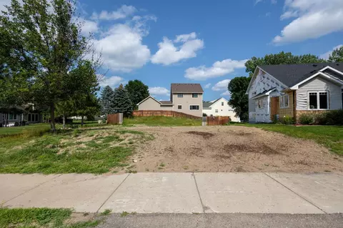 2075 Langston Ln NE, Saint Michael, MN 55376