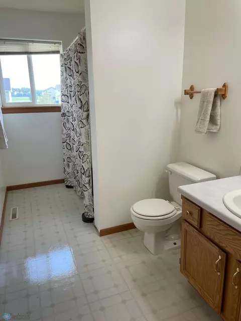 903 9th Ave SE, Barnesville, MN 56514 photo 8