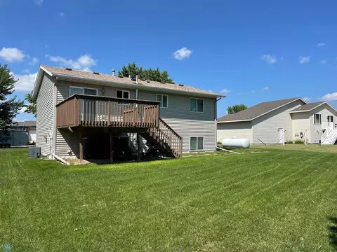903 9th Ave SE, Barnesville, MN 56514 photo 2