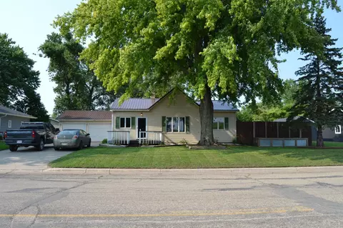 514 W Benton St, Lake Benton, MN 56149