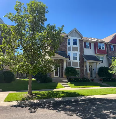 8331 Emery Pkwy N, Champlin, MN 55316