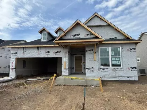4903 Airlake Dr, Woodbury, MN 55129
