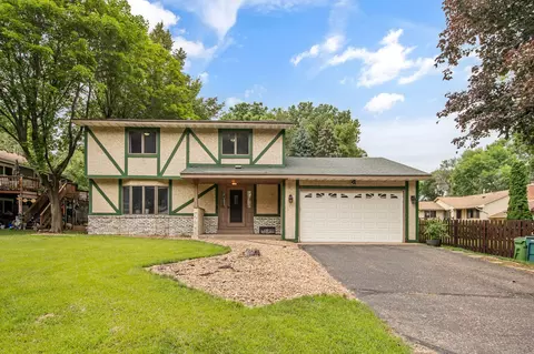 1491 Rice Creek Dr NE, Fridley, MN 55432