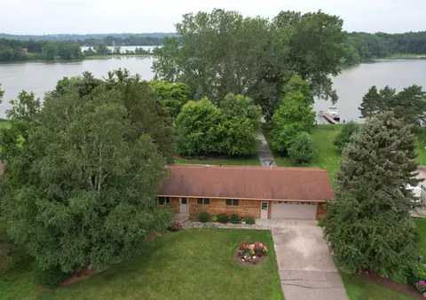 18671 Long Lake Rd, Richmond, MN 56368