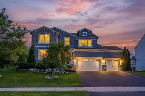 17967 Hyde Park Ave, Lakeville, MN 55044