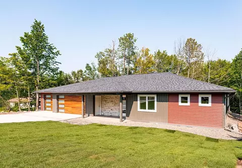 1940 Chinook Dr, Duluth, MN 55811