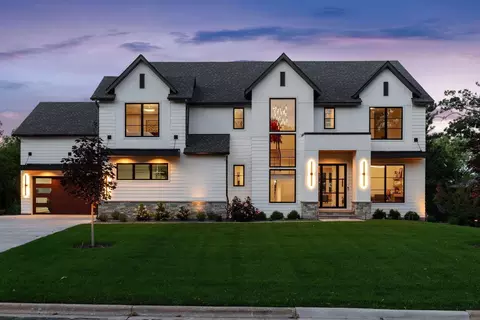6613 W Shore Dr, Edina, MN 55435