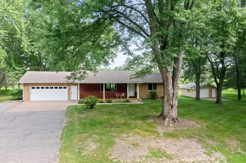 1267 81st St W, Forest Lake, MN 55025