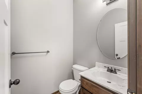 Bath - 5930 Sunset Rd, Mound, MN 55364 photo 1 of 5