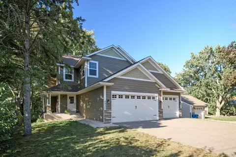 5930 Sunset Rd, Mound, MN 55364