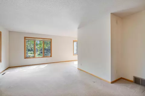 1485 Prairieland Ave, Maple Plain, MN 55359 photo 7