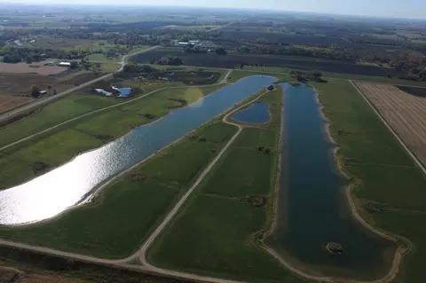 824 Beach Ball Ln, New Germany, MN 55367