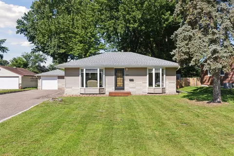 8520 14th Ave S, Bloomington, MN 55425 photo 2