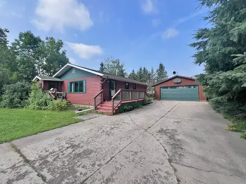 230 3rd St NW, Cook, MN 55723