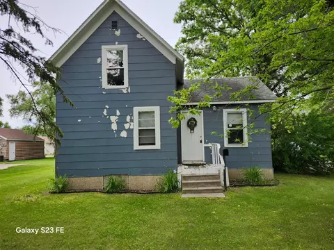 624 Tindolph Ave S, Thief River Falls, MN 56701