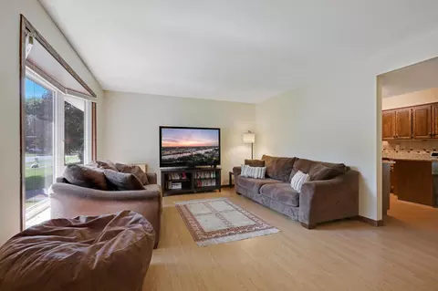 10612 102nd Pl N, Maple Grove, MN 55369 photo 5