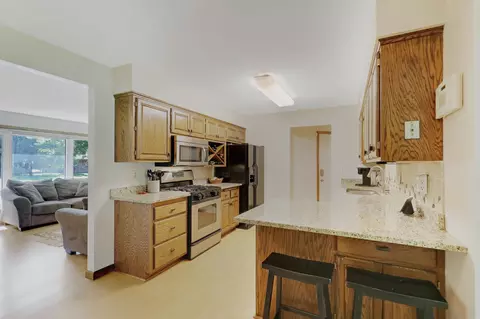 10612 102nd Pl N, Maple Grove, MN 55369 photo 6