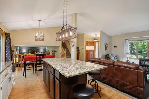 9621 Parkside Trl, Champlin, MN 55316 photo 7