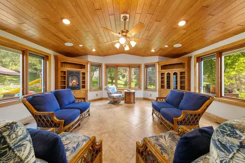 6055 Chestnut Ct, Shorewood, MN 55331 photo 6