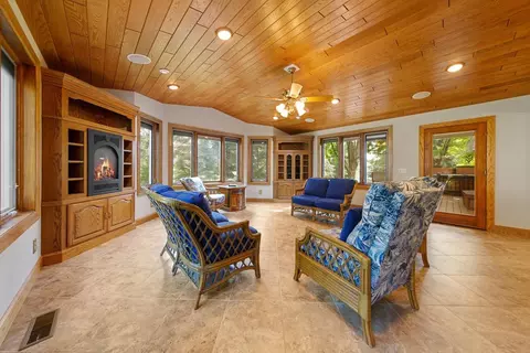 6055 Chestnut Ct, Shorewood, MN 55331 photo 31