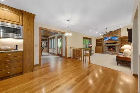 6055 Chestnut Ct, Shorewood, MN 55331 photo 33