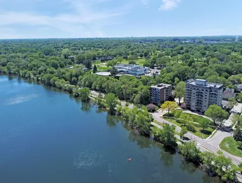 3200 W Bde Maka Ska Pkwy #601, Minneapolis, MN 55416