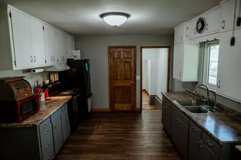 461 Ash St E, Trimont, MN 56176 photo 9