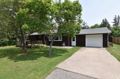 412 3rd Ave NE, Baudette, MN 56623