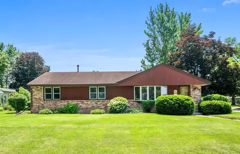 660 Marigold Ter NE, Fridley, MN 55432