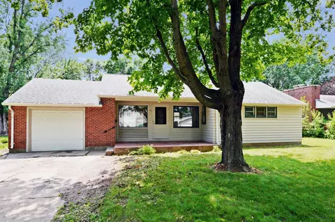 117 Central St, Le Sueur, MN 56058