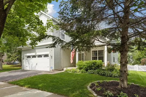 1072 Legend Blvd, Stillwater, MN 55082